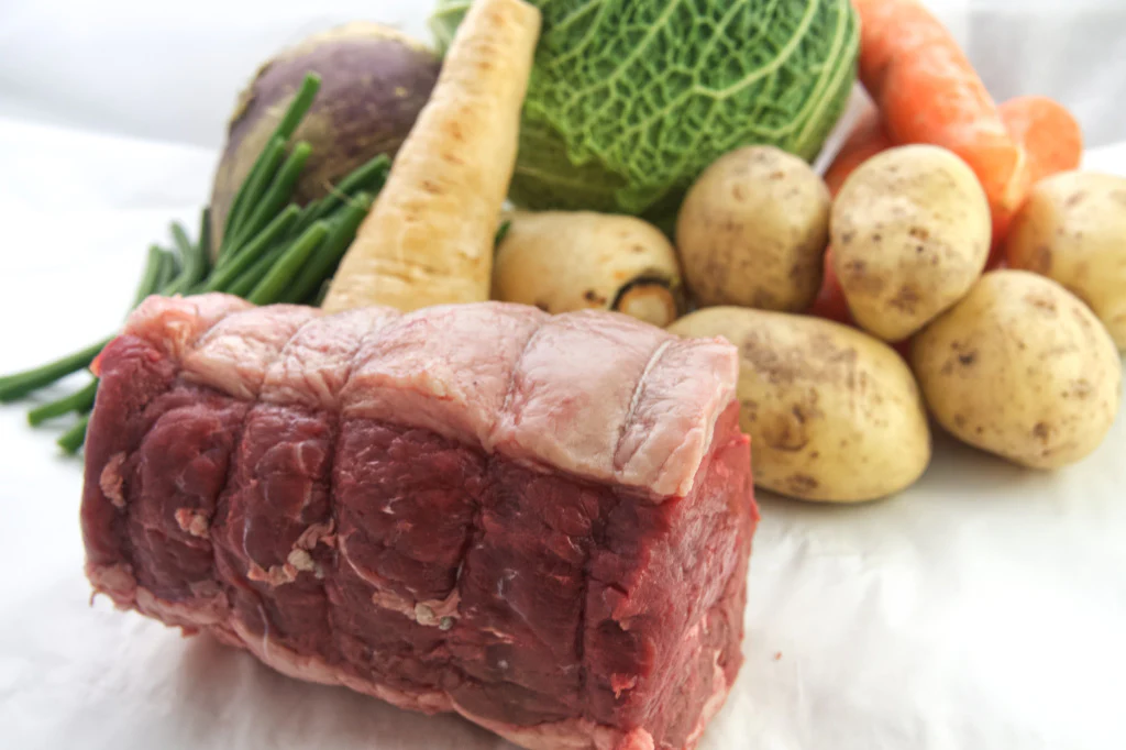 Carvery at Home Hamper serves 4/6 people - Image 4