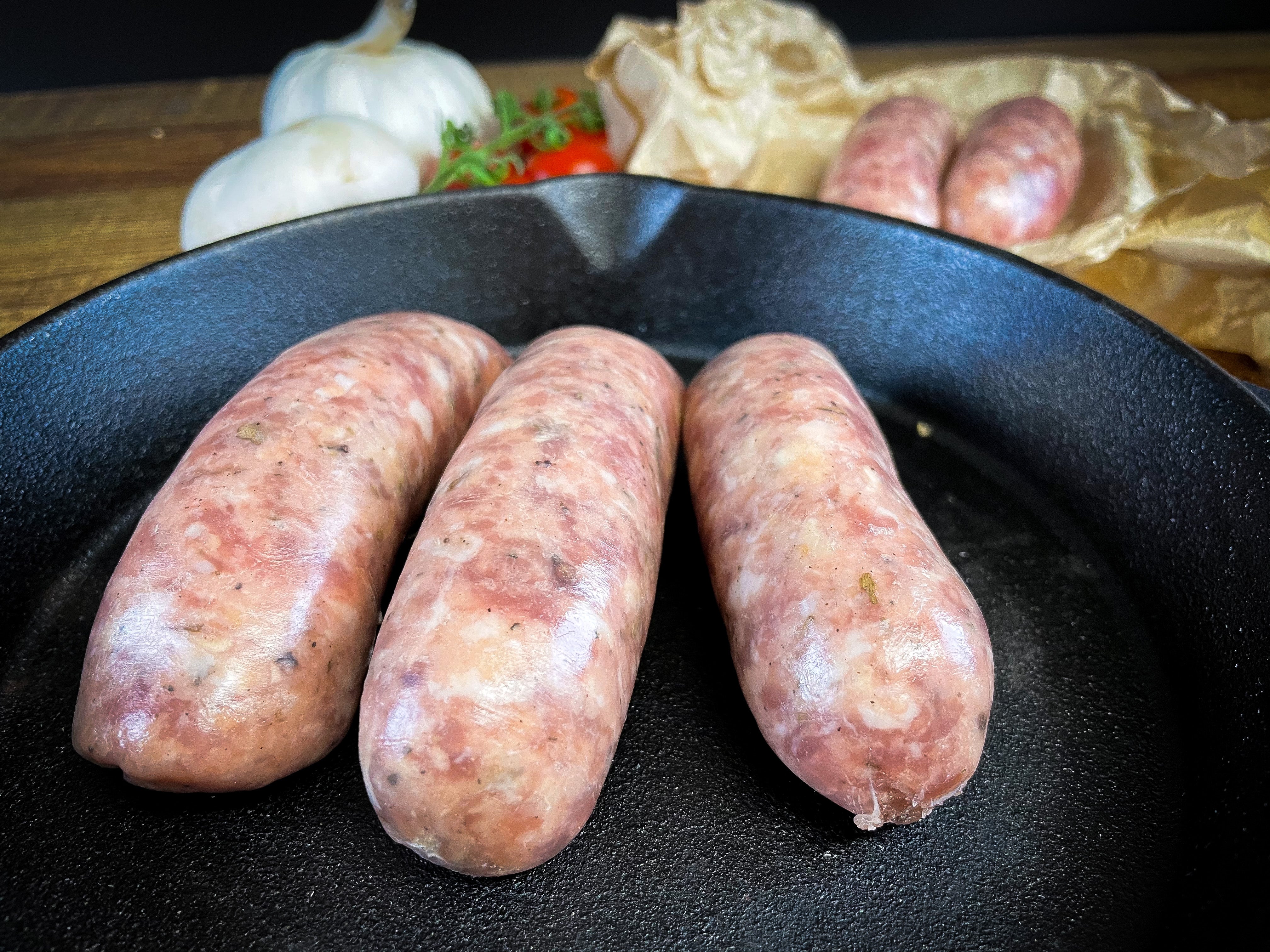 Pork, Apple, Sage & Onion Sausage. 6 Per Pack - Image 3